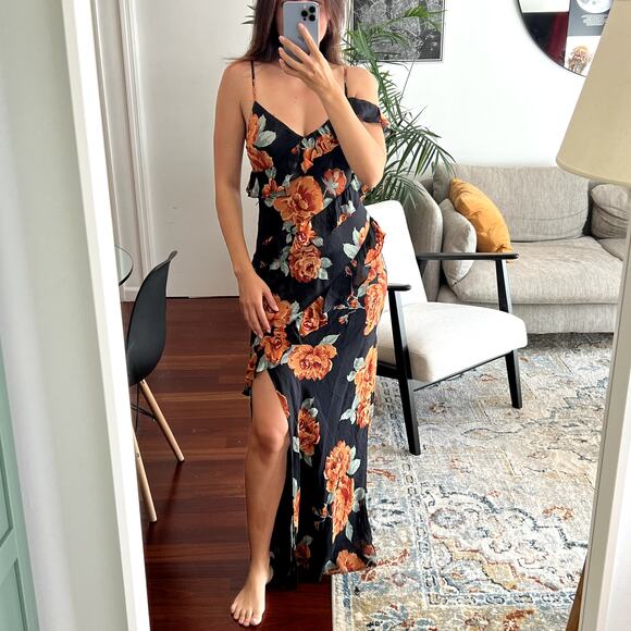 Reformation Dresses & Skirts - Reformation Elysia Maxi Dress Consuelo black floral Size 0 C0